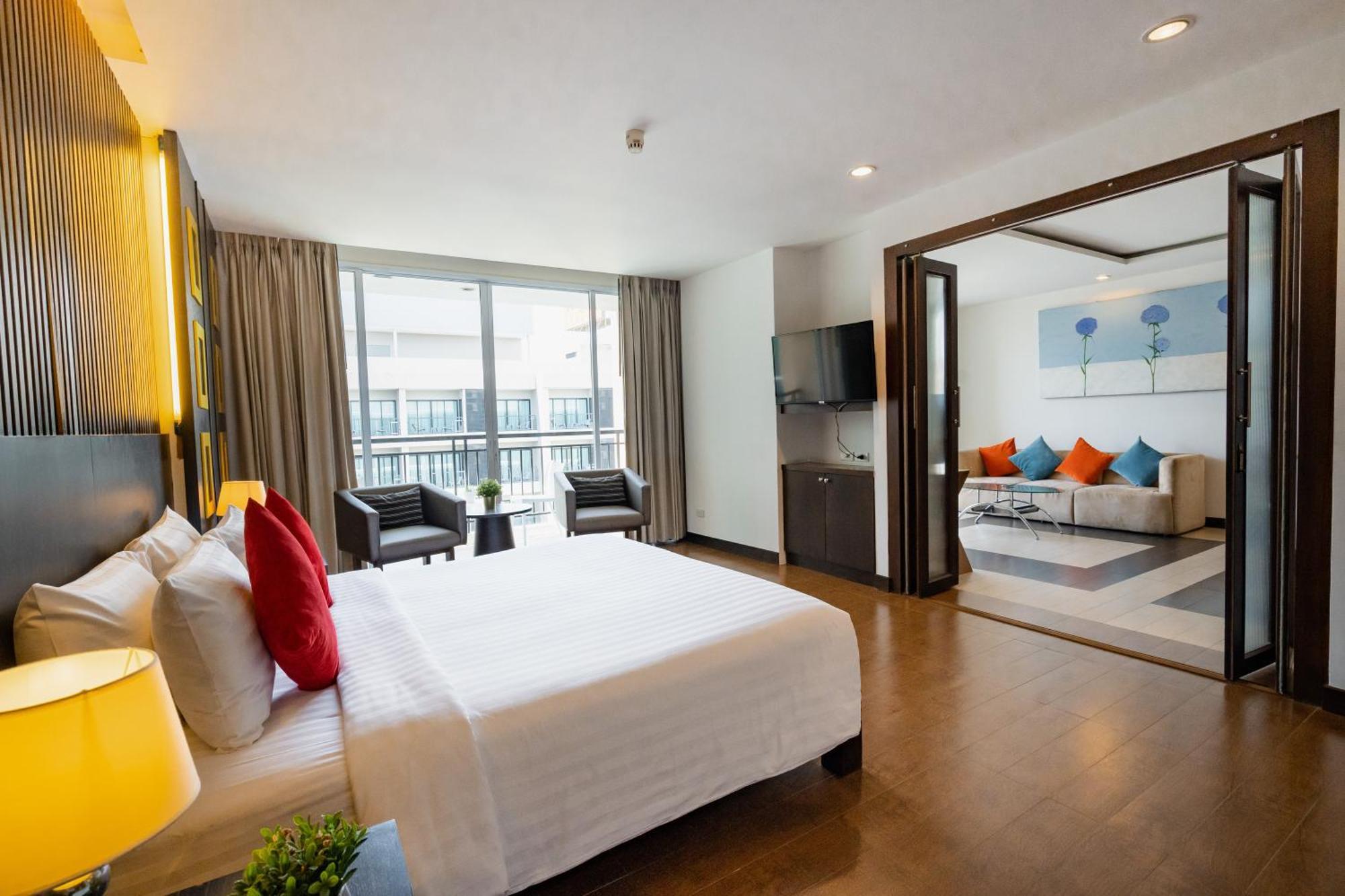 Hotel J Pattaya Exterior foto